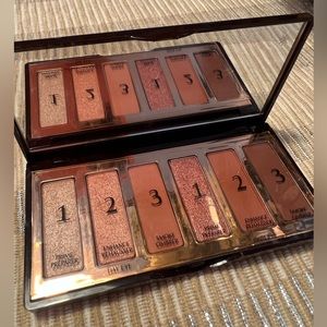-Easy eye Palette for The Charlotte Darling Look. (Like new condition)